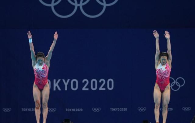 NBA直播-为彼此戴上闪耀的金牌 施廷懋与王涵赛后感慨万千